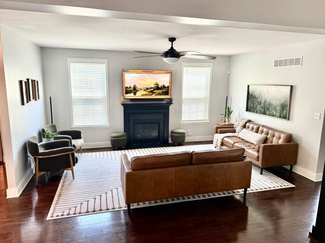 452 WELSH HILL RD, Newark, DE 19702