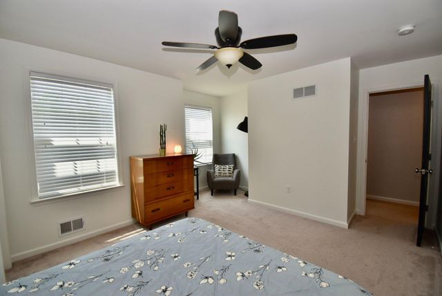 452 WELSH HILL RD, Newark, DE 19702