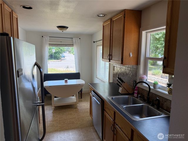 709 South Street SE, Tumwater, WA 98501