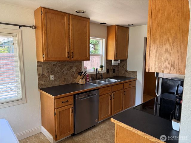 709 South Street SE, Tumwater, WA 98501