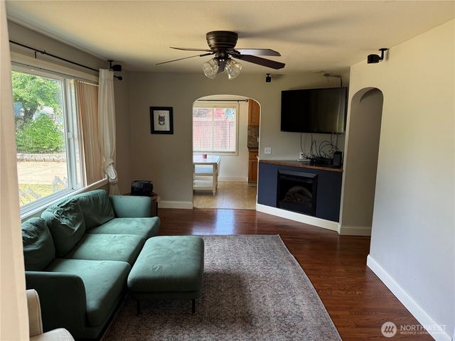 709 South Street SE, Tumwater, WA 98501