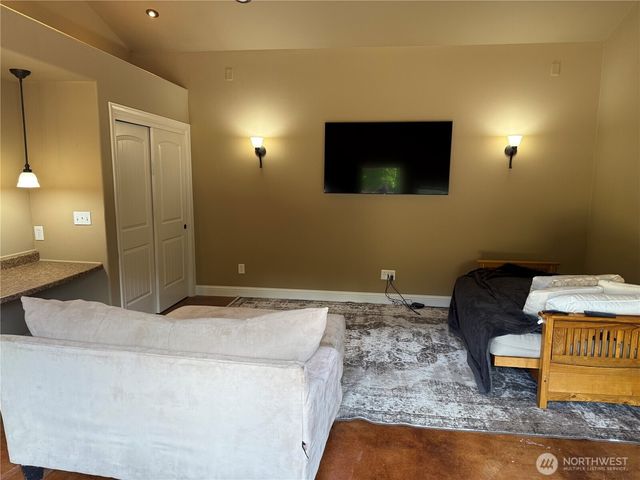 709 South Street SE, Tumwater, WA 98501