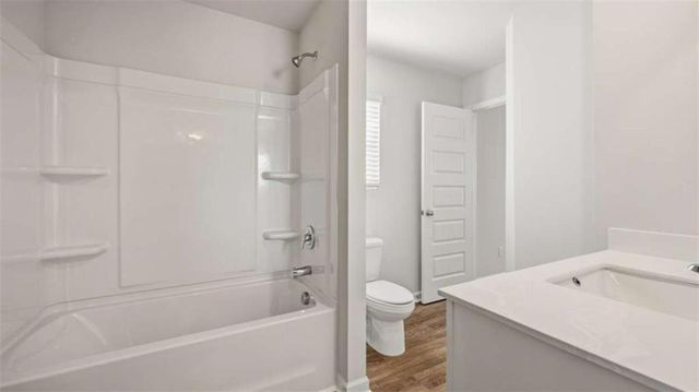 204 Friendship Oak Way, Hampton, GA 30228