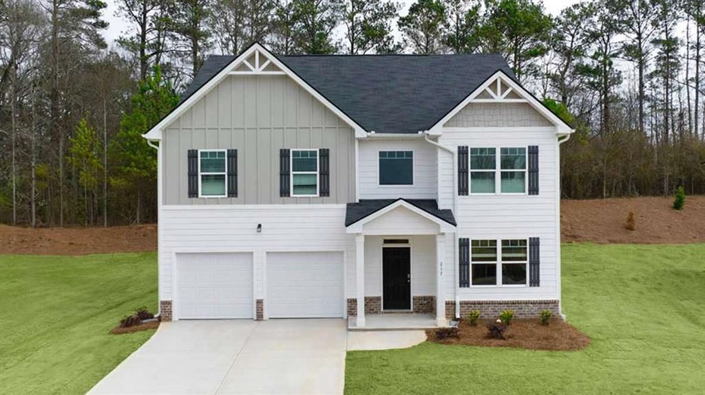 204 Friendship Oak Way, Hampton, GA 30228