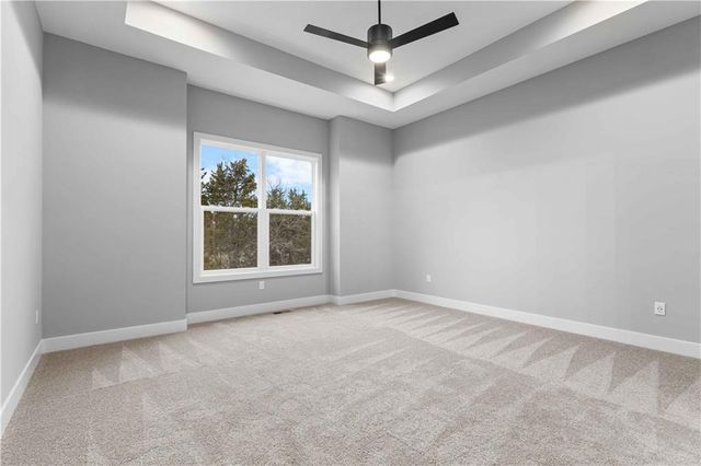 4524 SW Berkshire Drive, Lee's Summit, MO 64083