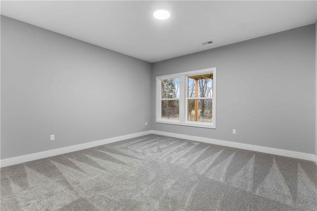 4524 SW Berkshire Drive, Lee's Summit, MO 64083