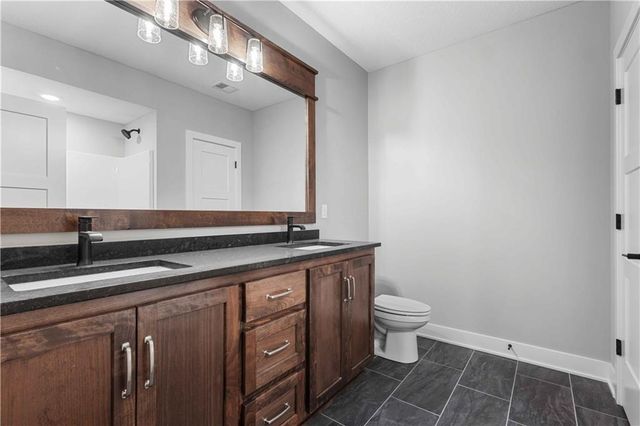 4524 SW Berkshire Drive, Lee's Summit, MO 64083