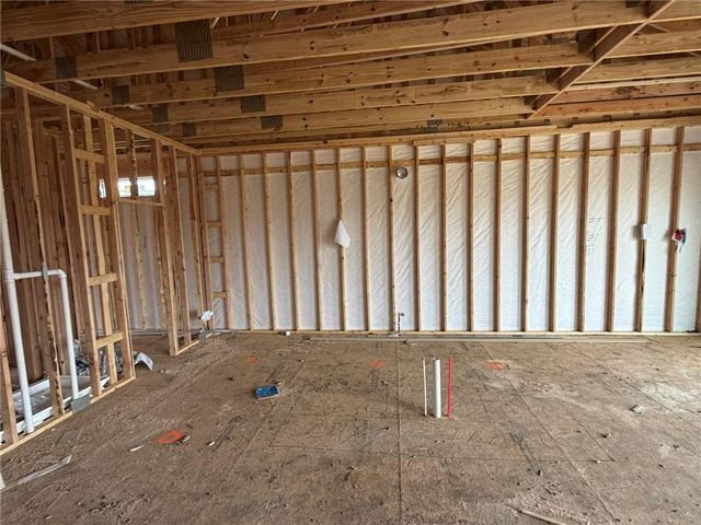 4524 SW Berkshire Drive, Lee's Summit, MO 64083