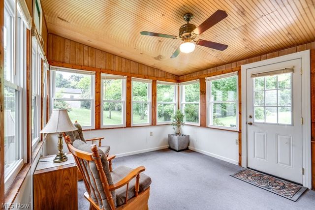 4033 State Road, Akron, OH 44319