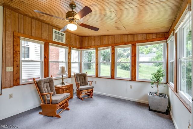 4033 State Road, Akron, OH 44319