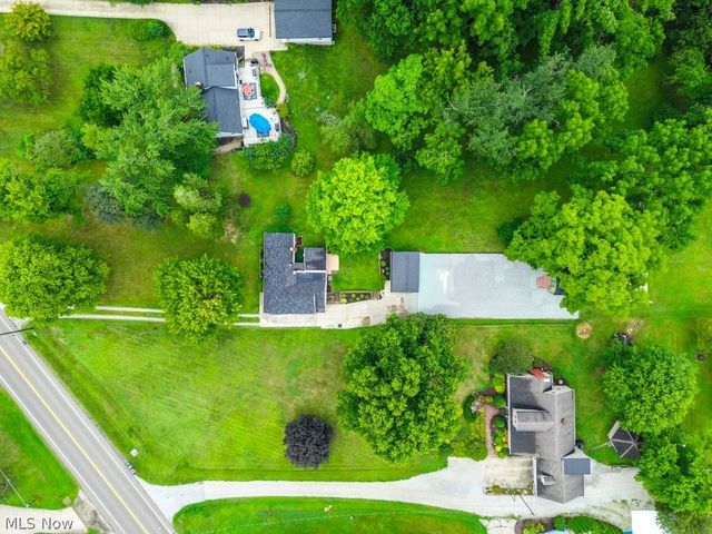 4033 State Road, Akron, OH 44319