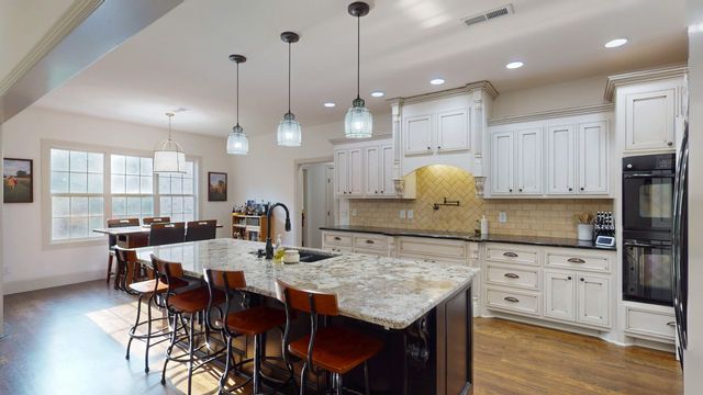 2780 Canoe Branch Rd, Lebanon, TN 37087