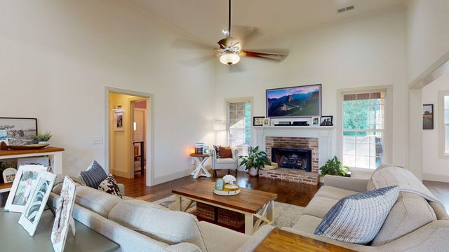 2780 Canoe Branch Rd, Lebanon, TN 37087