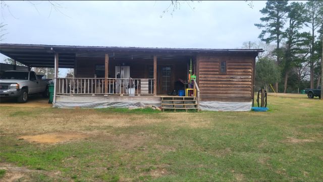 211 Holly Springs Church Road, Coushatta, LA 71019