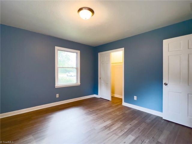 3015 Wonderwood Drive, Winston-salem, NC 27103