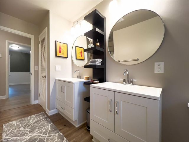 3015 Wonderwood Drive, Winston-salem, NC 27103