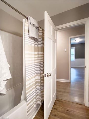 3015 Wonderwood Drive, Winston-salem, NC 27103