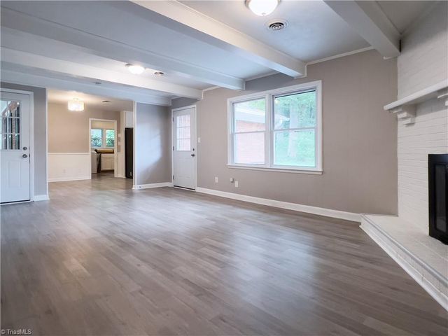 3015 Wonderwood Drive, Winston-salem, NC 27103