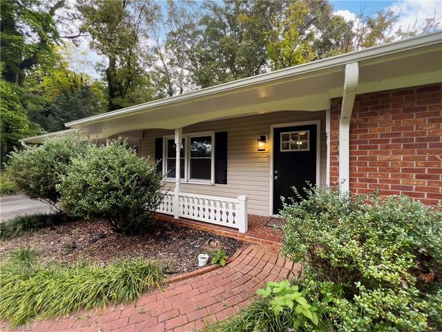 3015 Wonderwood Drive, Winston-salem, NC 27103