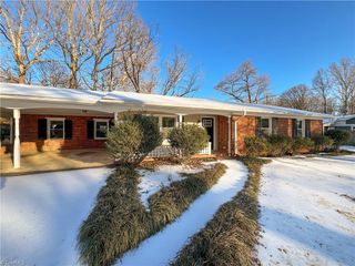 3015 Wonderwood Drive, Winston-salem, NC 27103