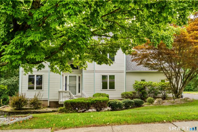 23 Brookview Lane, Middletown, CT 06457