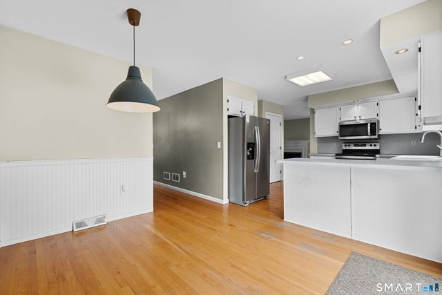 23 Brookview Lane, Middletown, CT 06457