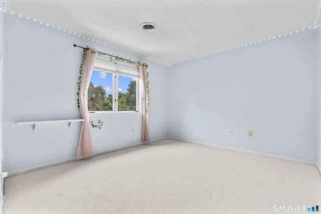 23 Brookview Lane, Middletown, CT 06457