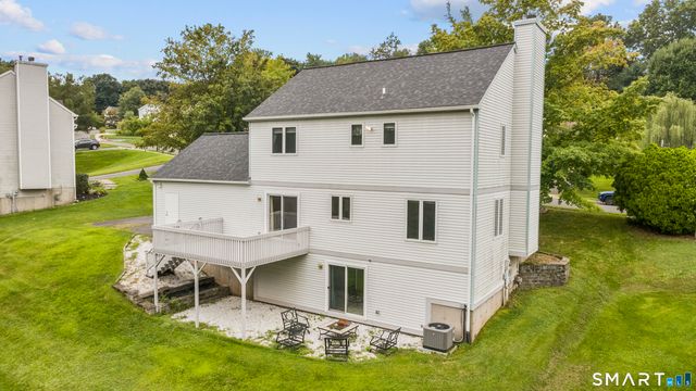 23 Brookview Lane, Middletown, CT 06457