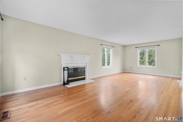 23 Brookview Lane, Middletown, CT 06457