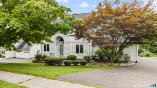 23 Brookview Lane, Middletown, CT 06457