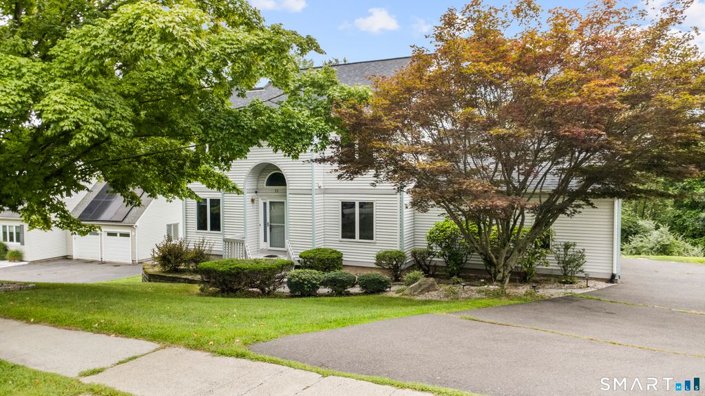 23 Brookview Lane, Middletown, CT 06457
