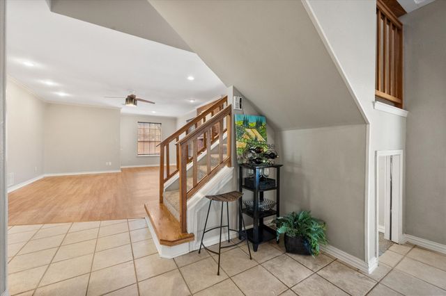 6104 Hedgeapple Court, Arlington, TX 76001
