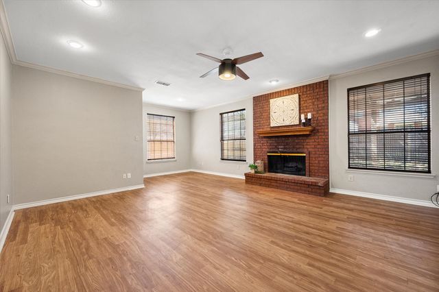 6104 Hedgeapple Court, Arlington, TX 76001