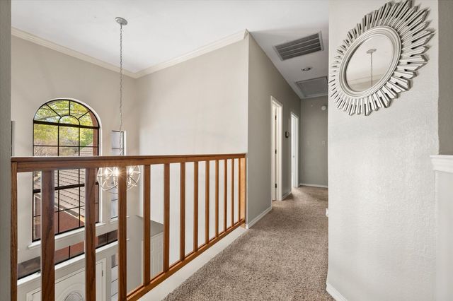 6104 Hedgeapple Court, Arlington, TX 76001