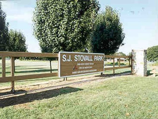 6104 Hedgeapple Court, Arlington, TX 76001