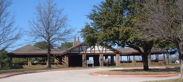 6104 Hedgeapple Court, Arlington, TX 76001