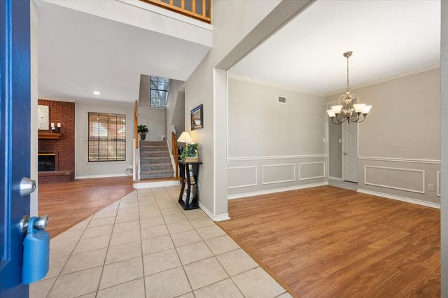 6104 Hedgeapple Court, Arlington, TX 76001