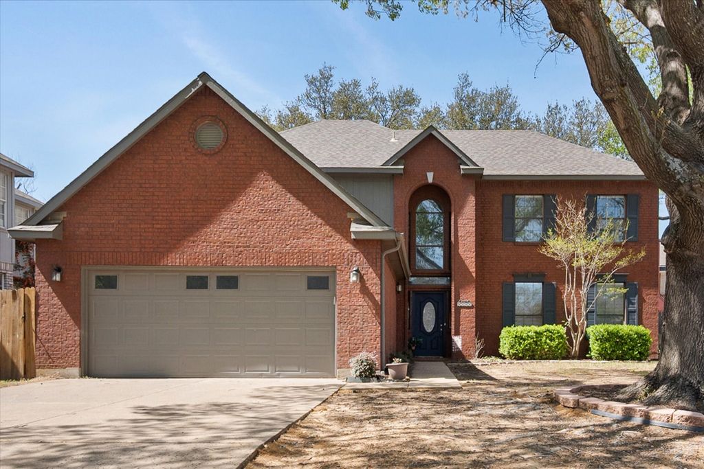6104 Hedgeapple Court, Arlington, TX 76001