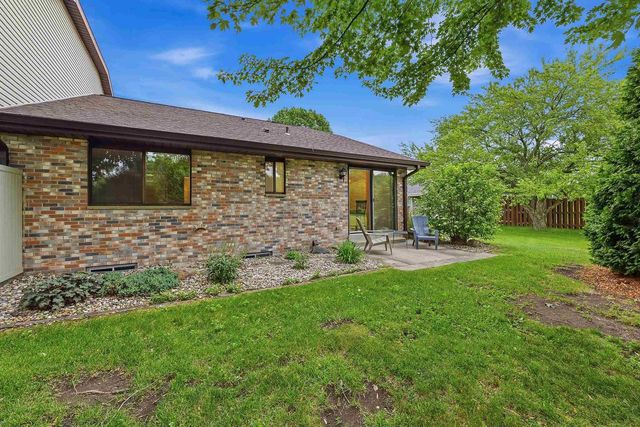 892 BISHOP COURT, Fond Du Lac, WI 54935