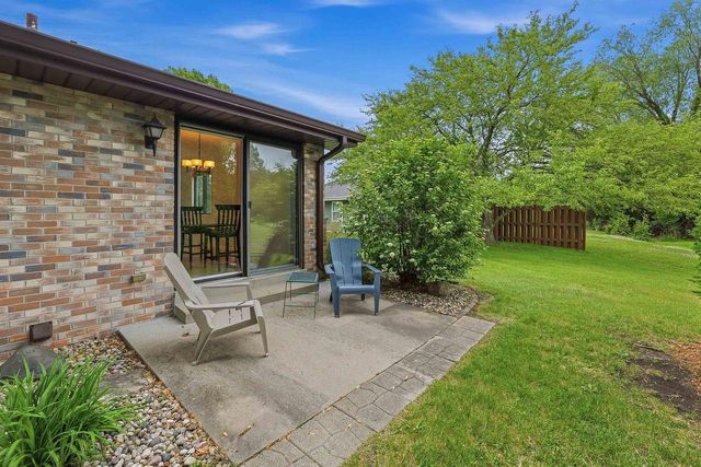 892 BISHOP COURT, Fond Du Lac, WI 54935