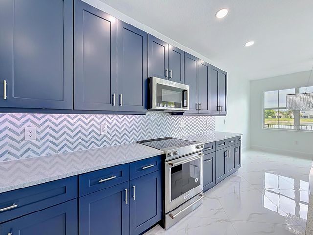 9508 Phipps Lane, Wellington, FL 33414