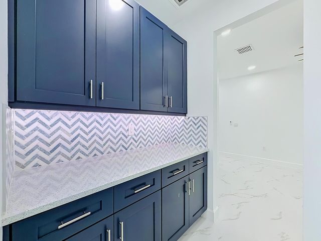 9508 Phipps Lane, Wellington, FL 33414