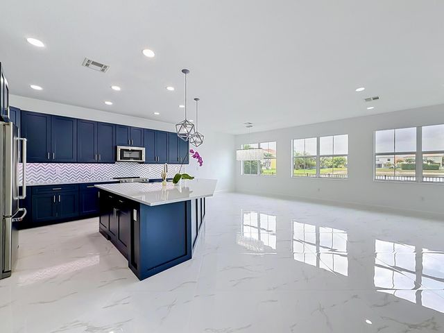 9508 Phipps Lane, Wellington, FL 33414