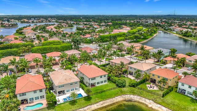 9508 Phipps Lane, Wellington, FL 33414
