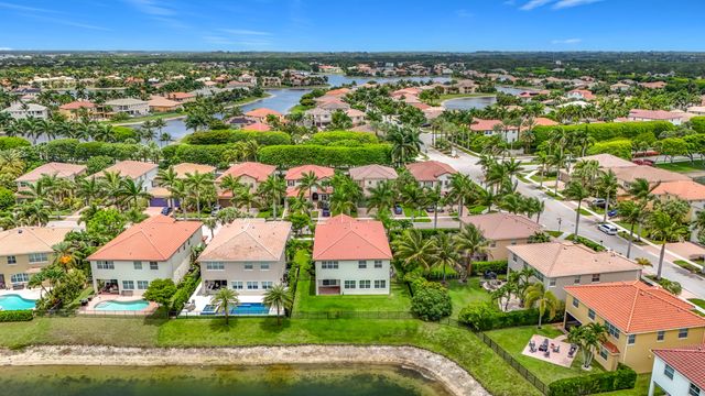 9508 Phipps Lane, Wellington, FL 33414