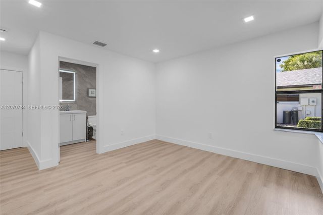 16778 Willow Creek Drive 16778, Delray Beach, FL 33484