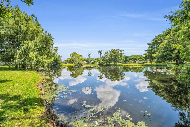 16778 Willow Creek Drive 16778, Delray Beach, FL 33484