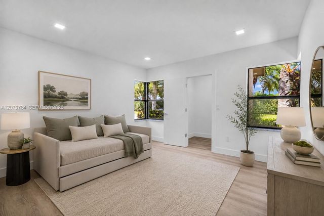 16778 Willow Creek Drive 16778, Delray Beach, FL 33484
