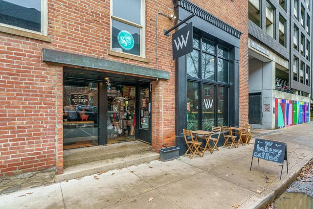 36 W Russell Street, Columbus, OH 43215