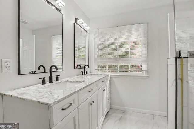 2710 Abbottswell Drive, Johns Creek, GA 30022
